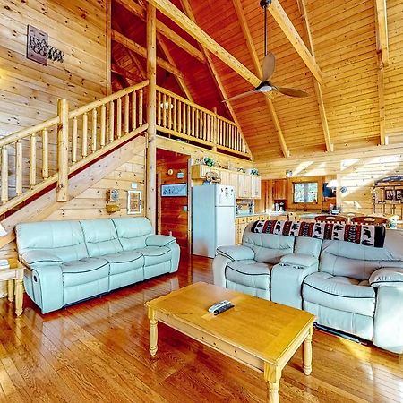 סביירוויל Lazy Bear Lodge מראה חיצוני תמונה