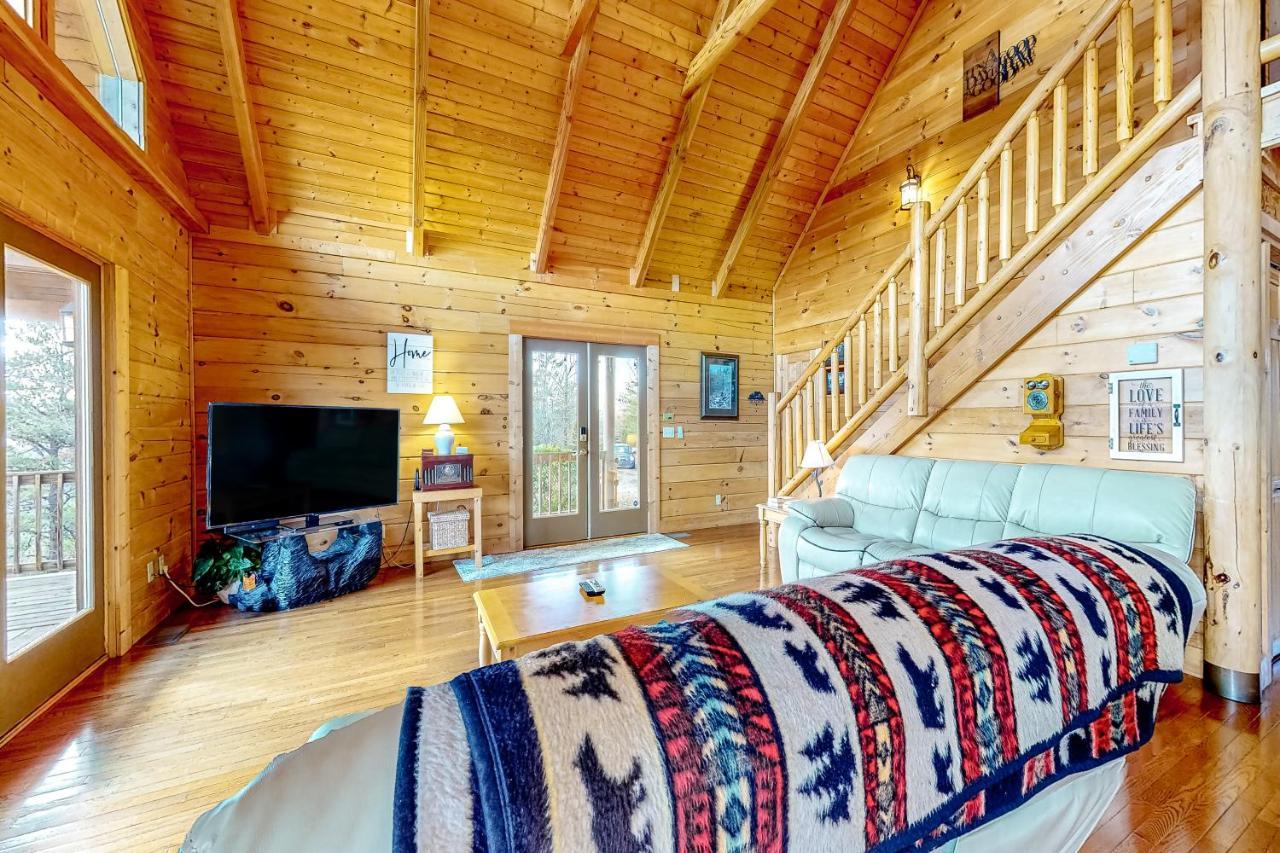 סביירוויל Lazy Bear Lodge מראה חיצוני תמונה