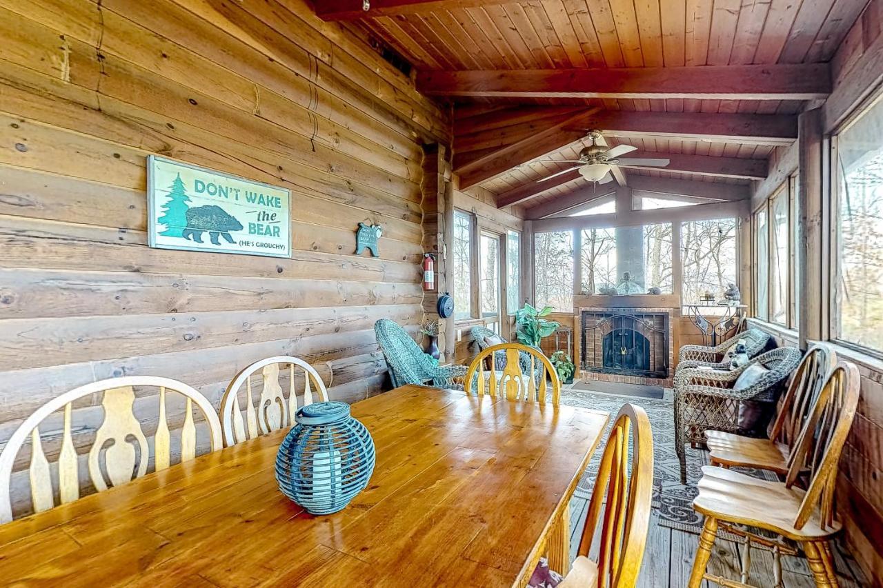 סביירוויל Lazy Bear Lodge מראה חיצוני תמונה