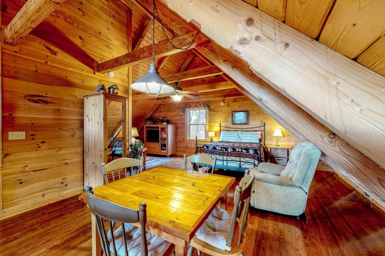 סביירוויל Lazy Bear Lodge מראה חיצוני תמונה